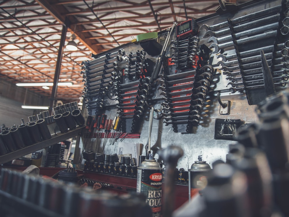 Every tech runs a full tool wall